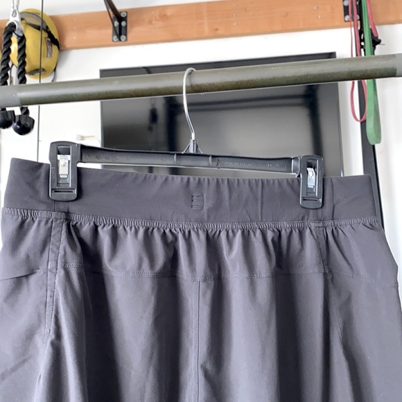 Lululemon black core shorts 11” linerless large - Picture 4 of 5